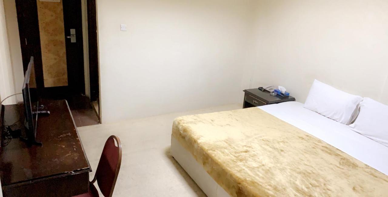 Asia Hotel Rijád Kültér fotó