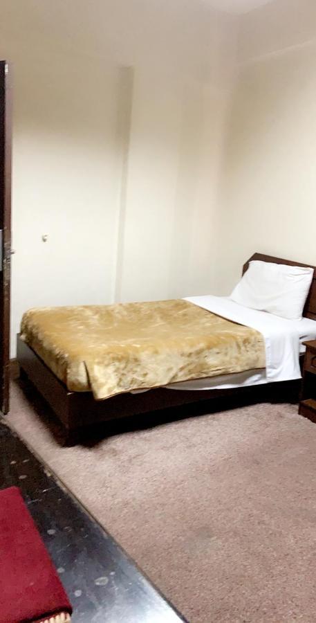 Asia Hotel Rijád Kültér fotó
